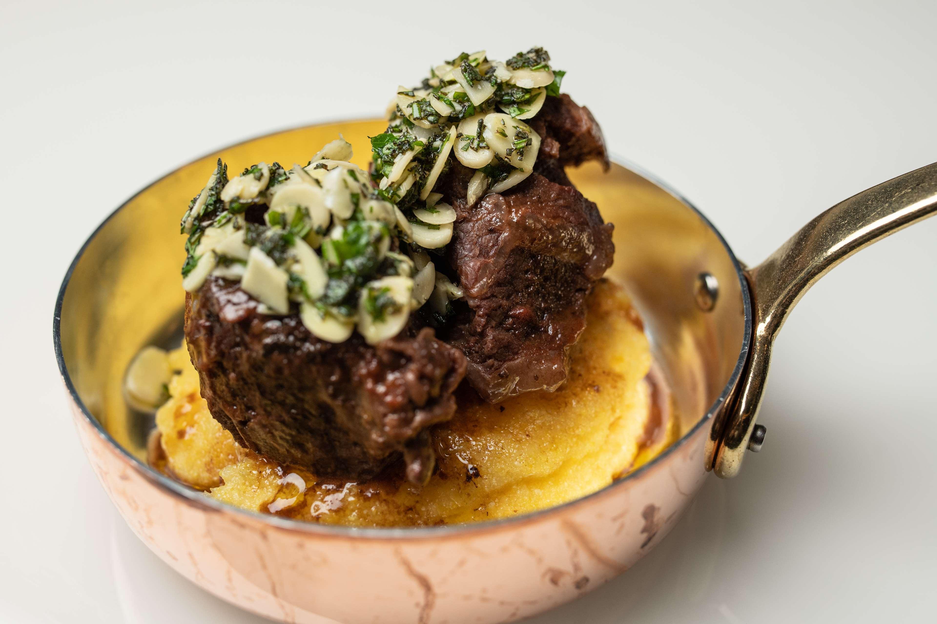 Radisson Collection Hotel, Palazzo Nani เวนิส ภายนอก รูปภาพ A braised short rib