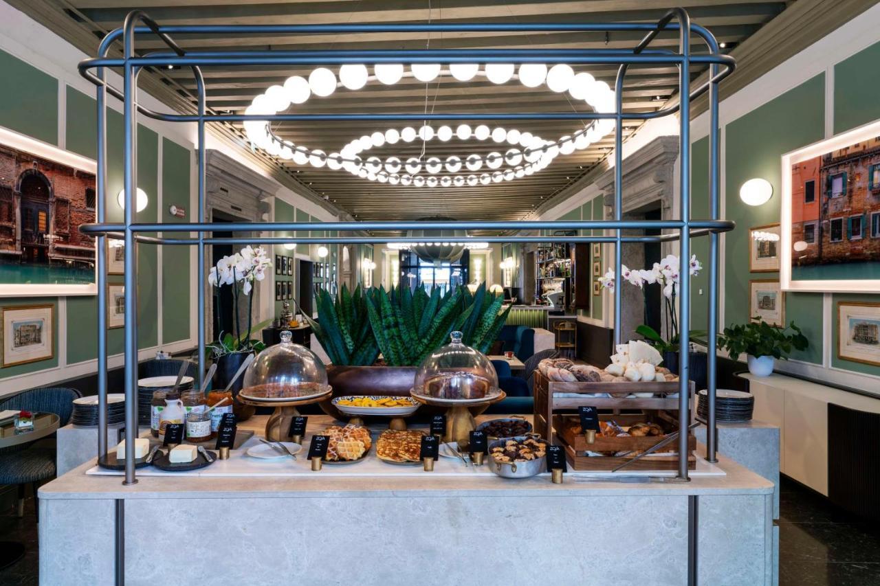 Radisson Collection Hotel, Palazzo Nani เวนิส ภายนอก รูปภาพ The interior of the restaurant
