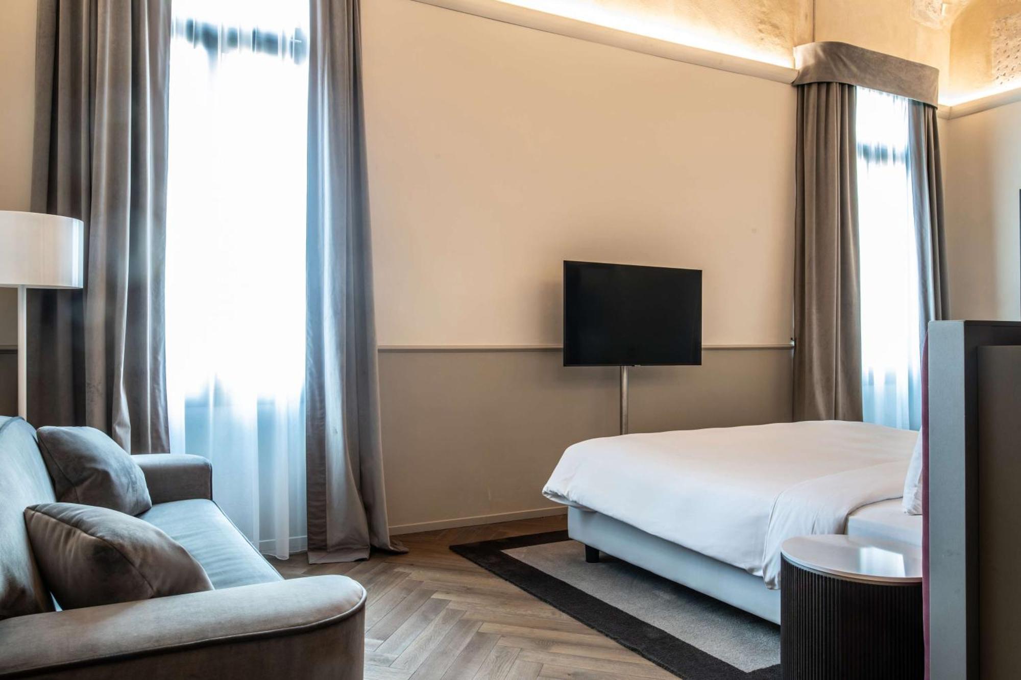Radisson Collection Hotel, Palazzo Nani เวนิส ภายนอก รูปภาพ A room at the hotel